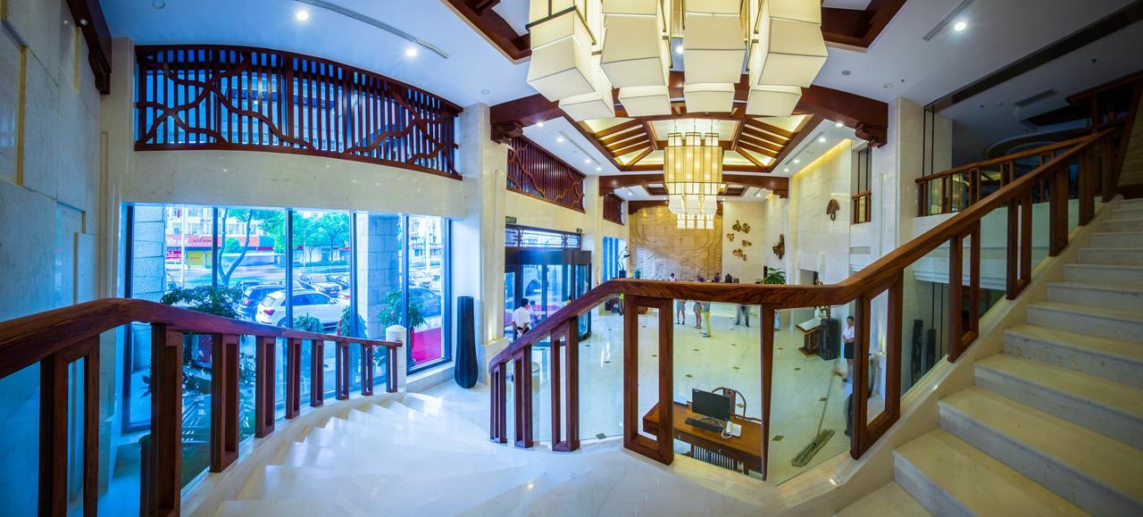 Kaili International Hotel Чжанцзяцзе Экстерьер фото